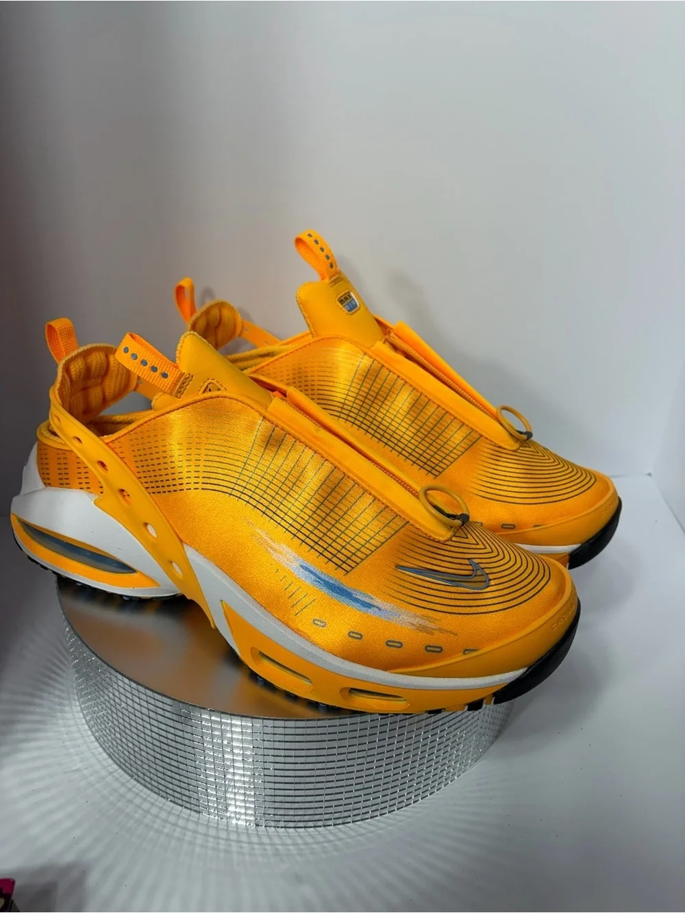 Nike Men’s Air Max Slip-On Trainers in Bright Orange new w / out box
